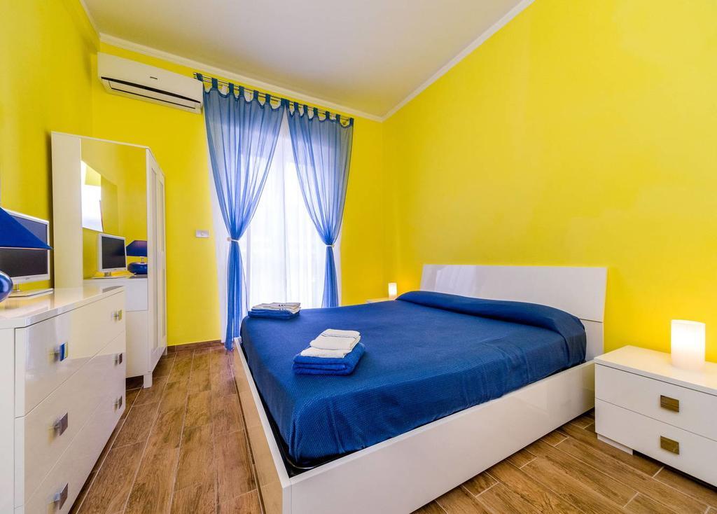 Attic Apartment Rapallo Room photo